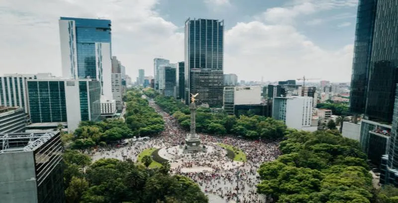 El objetivo es mostrar el apoyo masivo a la Presidenta Claudia Sheinbaum. / iStock
