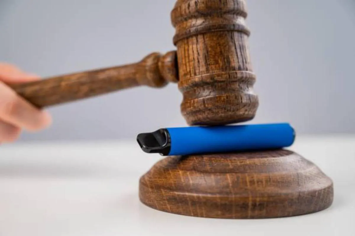 El Congreso de la Ciudad de México aprobó el dictamen que prohíbe los cigarrillos electrónicos, vapeadores y dispositivos similares / iStock