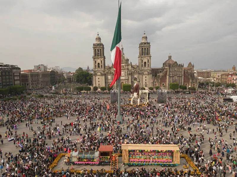 La marcha concluirá en el Zócalo capitalino. / iStock
