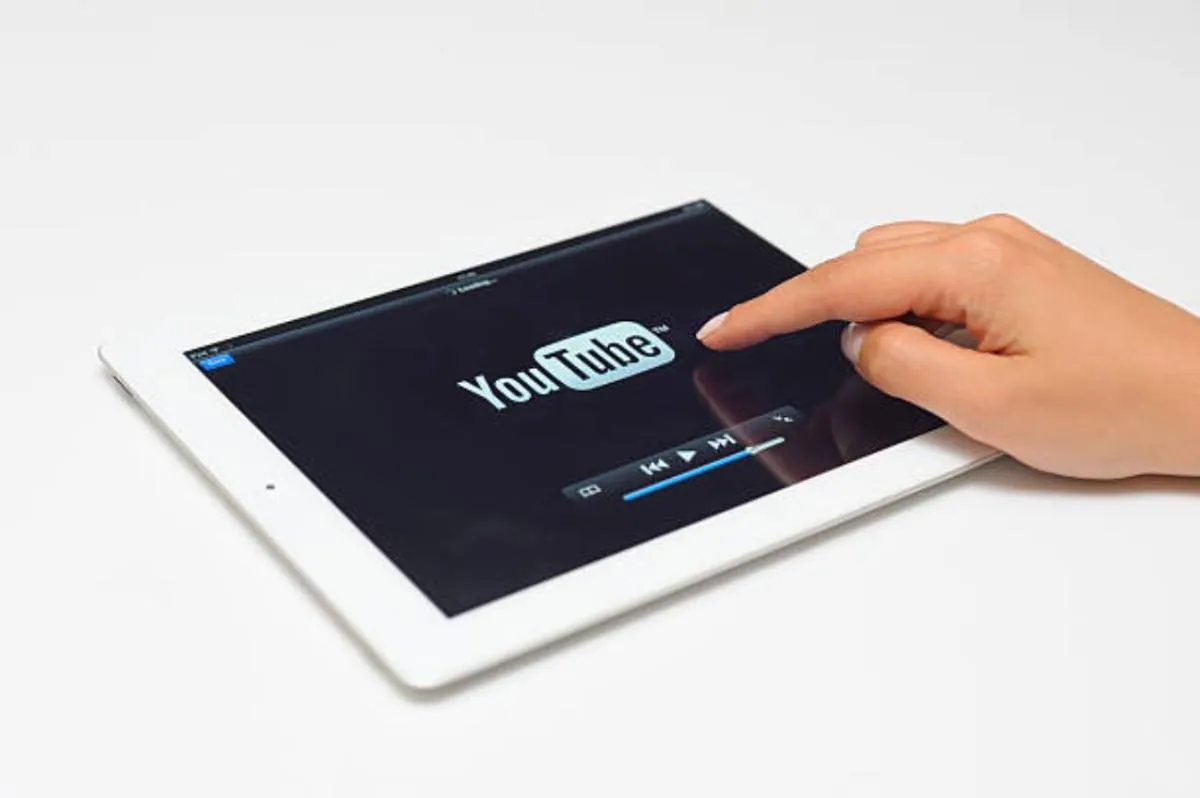 Crunchyroll también se suma a la campaña con un maratón gratuito de la serie anime en YouTube / iStock