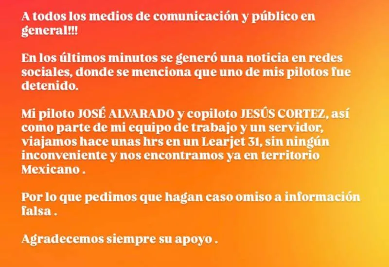 Mediante un comunicado, el cantante desmintió que el piloto detenido trabajara para él/IG: @lospasosdejulion