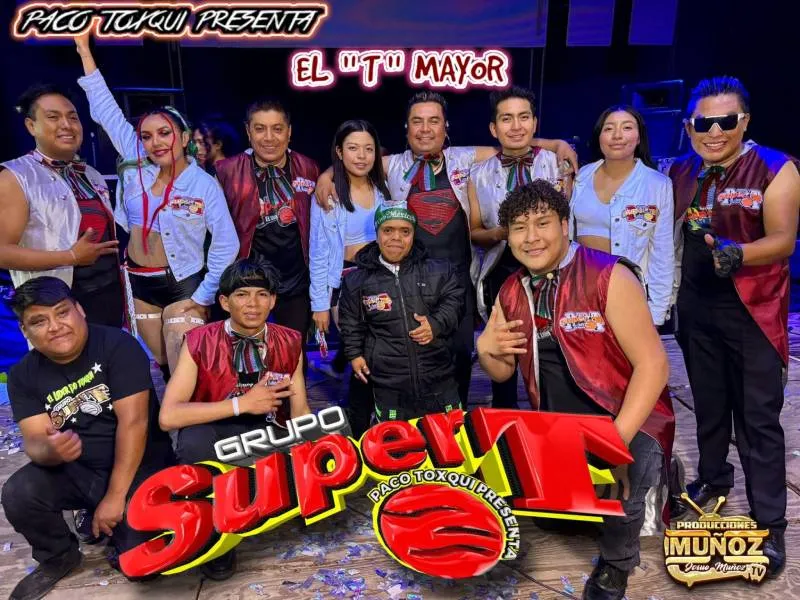 Medio Metro llevaba un tiempo presentándose con el grupo Super T/Facebook