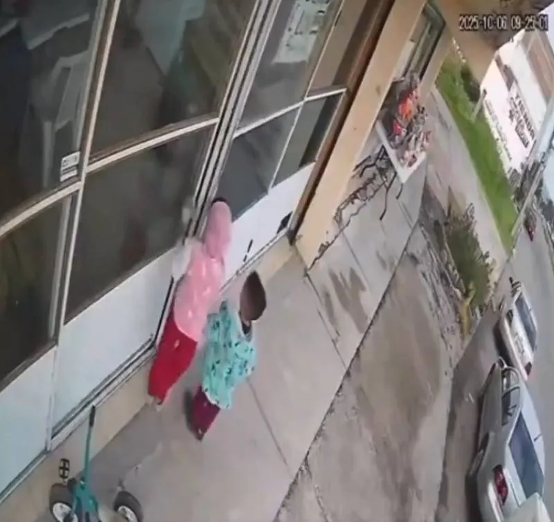 Este video se ha hecho viral en redes sociales/X