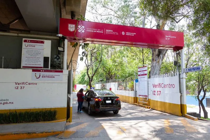 Aquellos que deben multas de tránsito no puede cumplir con la verificación en CDMX/Sedema