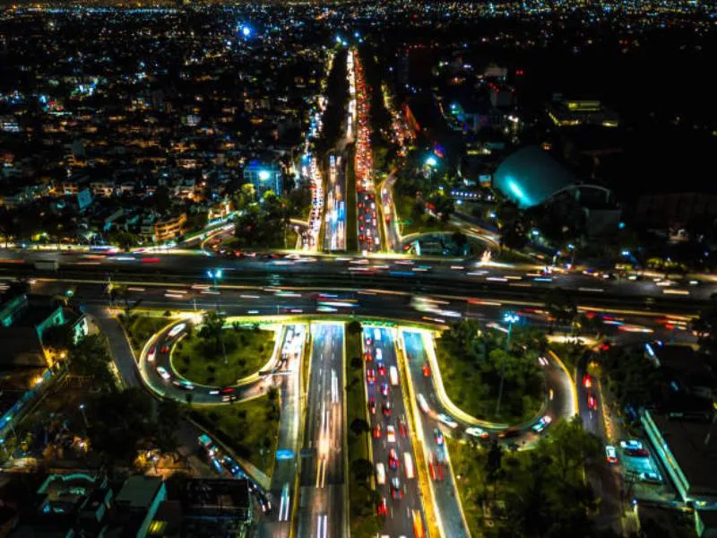 El programa Hoy No Circula opera de 5:00 AM a 22:00 horas/Pixabay