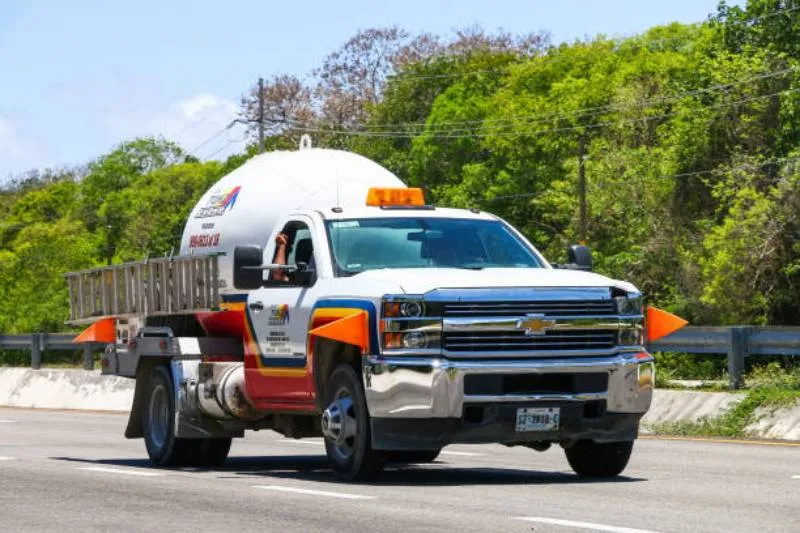 Esta nueva licencia es para aquellos conductores de pipas o vehículos que llevan sustancias peligrosas/Pixabay