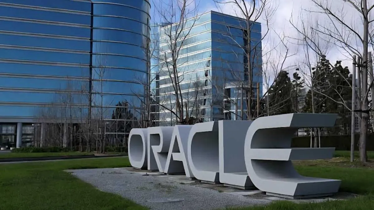 Oracle es una empresa dedicada a la tecnología de la información/X