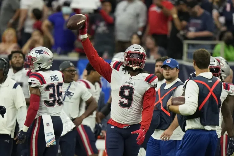 Bills se reforzará con el ex defensivo de Nueva Inglaterra