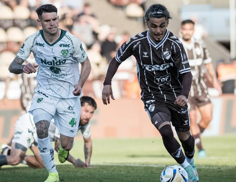 Martínez llegó a Platense en 2023