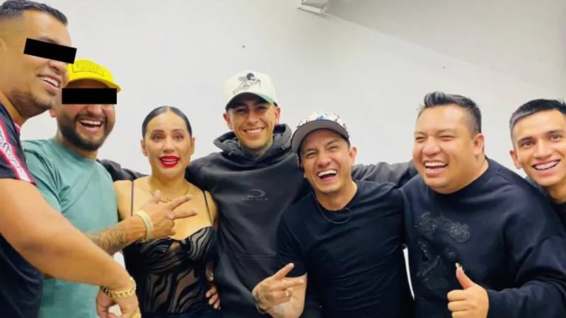 'El Choko' (izq.) y 'El Topo' (verde) están detenidos y son relacionados con Sandra Cuevas/X