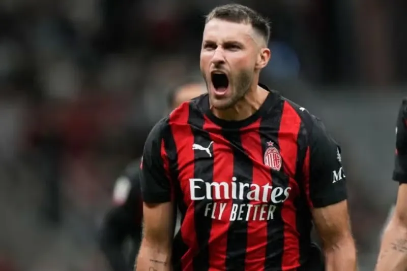 La estancia de Santi en AC Milan no ha sido la esperada