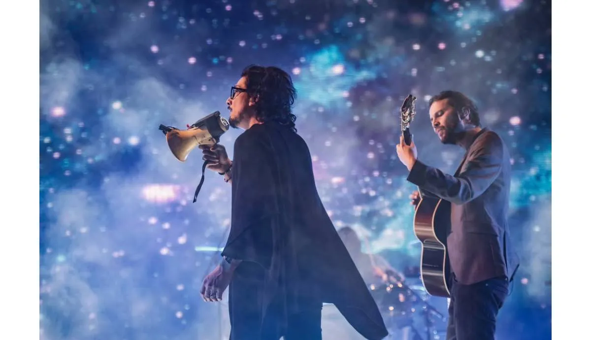 Pero los fans más impacientes podrán disfrutarla un día antes gracias a una experiencia única que la banda ha preparado en la CDMX|IG: @zoetheband