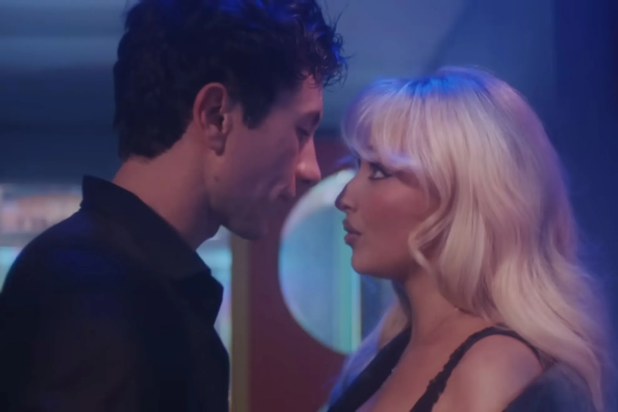 Barry participó en el video musical de la cantante, que acumula millones de views / Redes Sociales