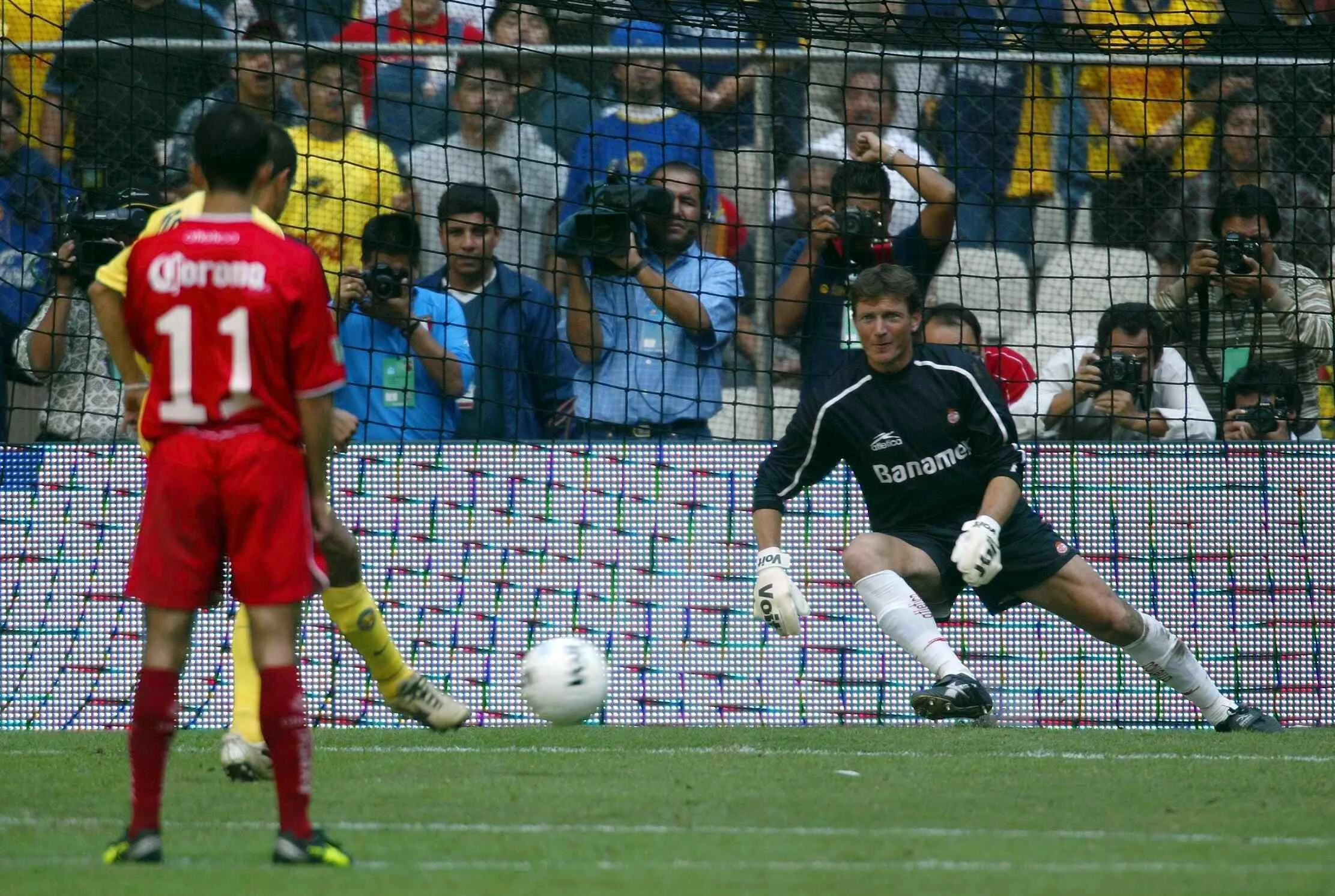 Cristante recordó cómo era enfrentarse a Cuauhtémoc Blanco