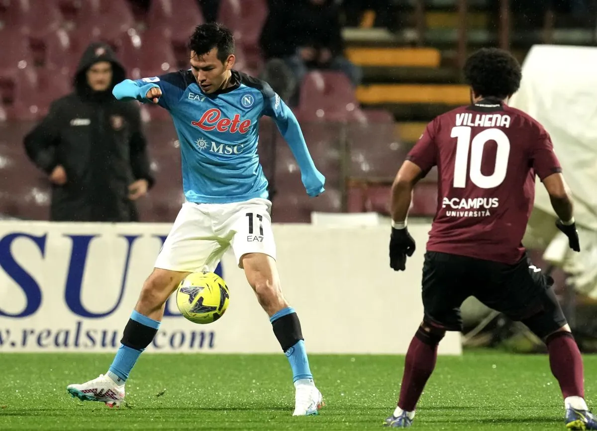 Chucky Lozano también destacó con Napoli