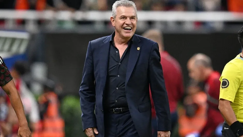 Javier Aguirre dirigiendo al Tri | MEXSPORT