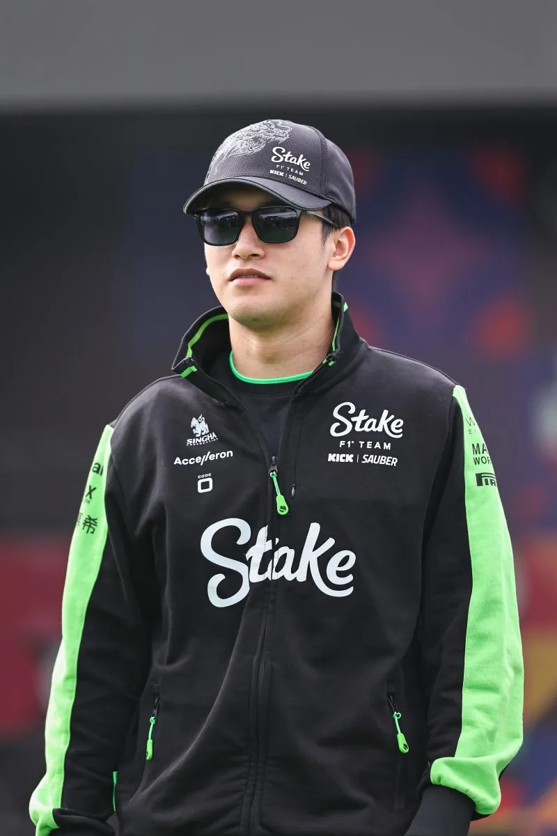 Guanyu Zhou seguirá en la Fórmula 1