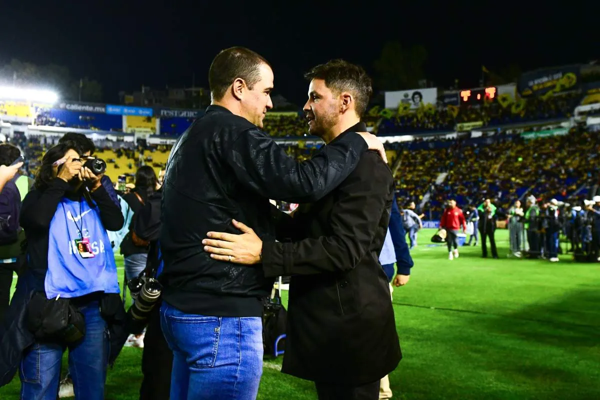 Larcamón reconoció a América como un rival fuerte