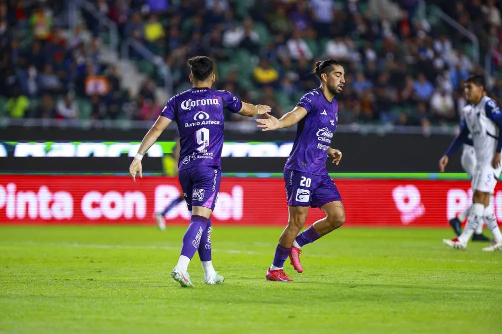 Los Cañoneros ganaron en su visita a Rayados a media semana