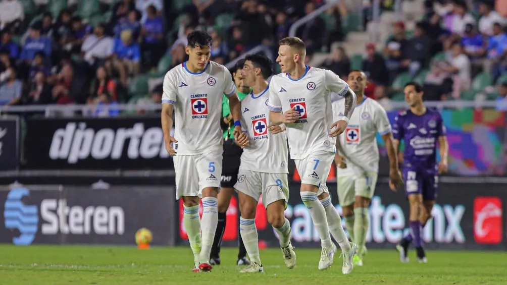 El polaco se estrenó en el futbol mexicano