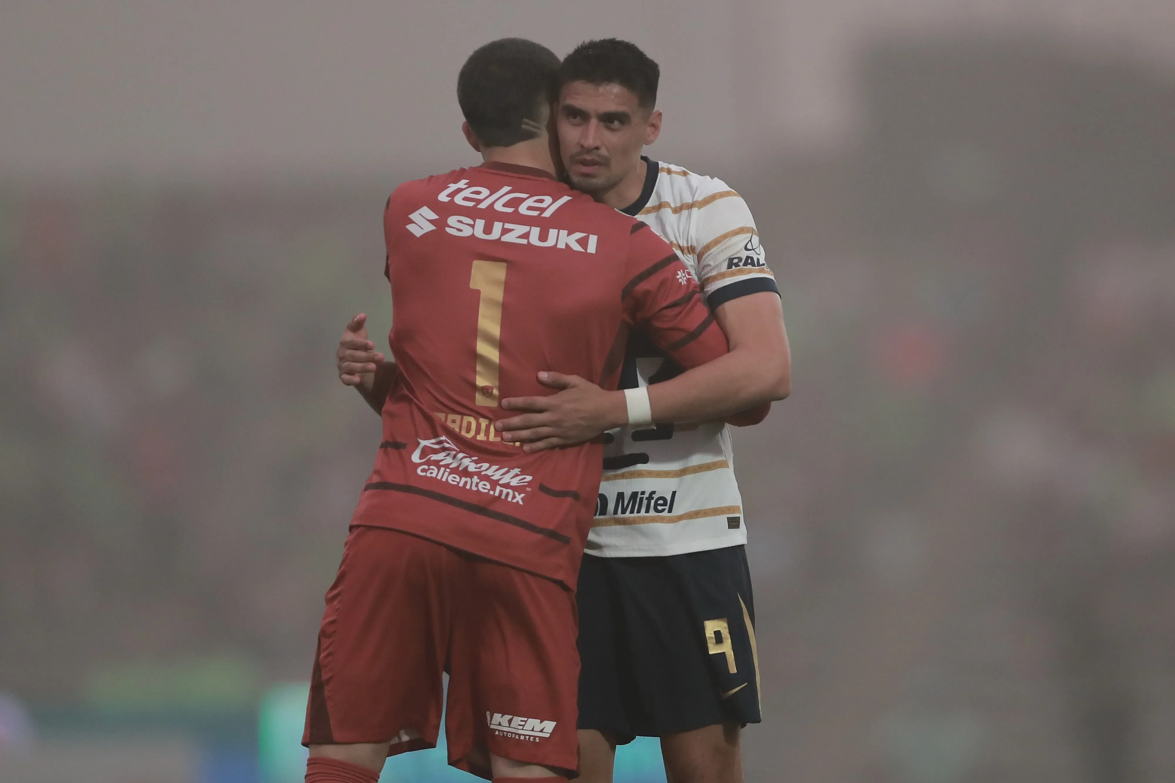 Alex Padilla puede volver a España