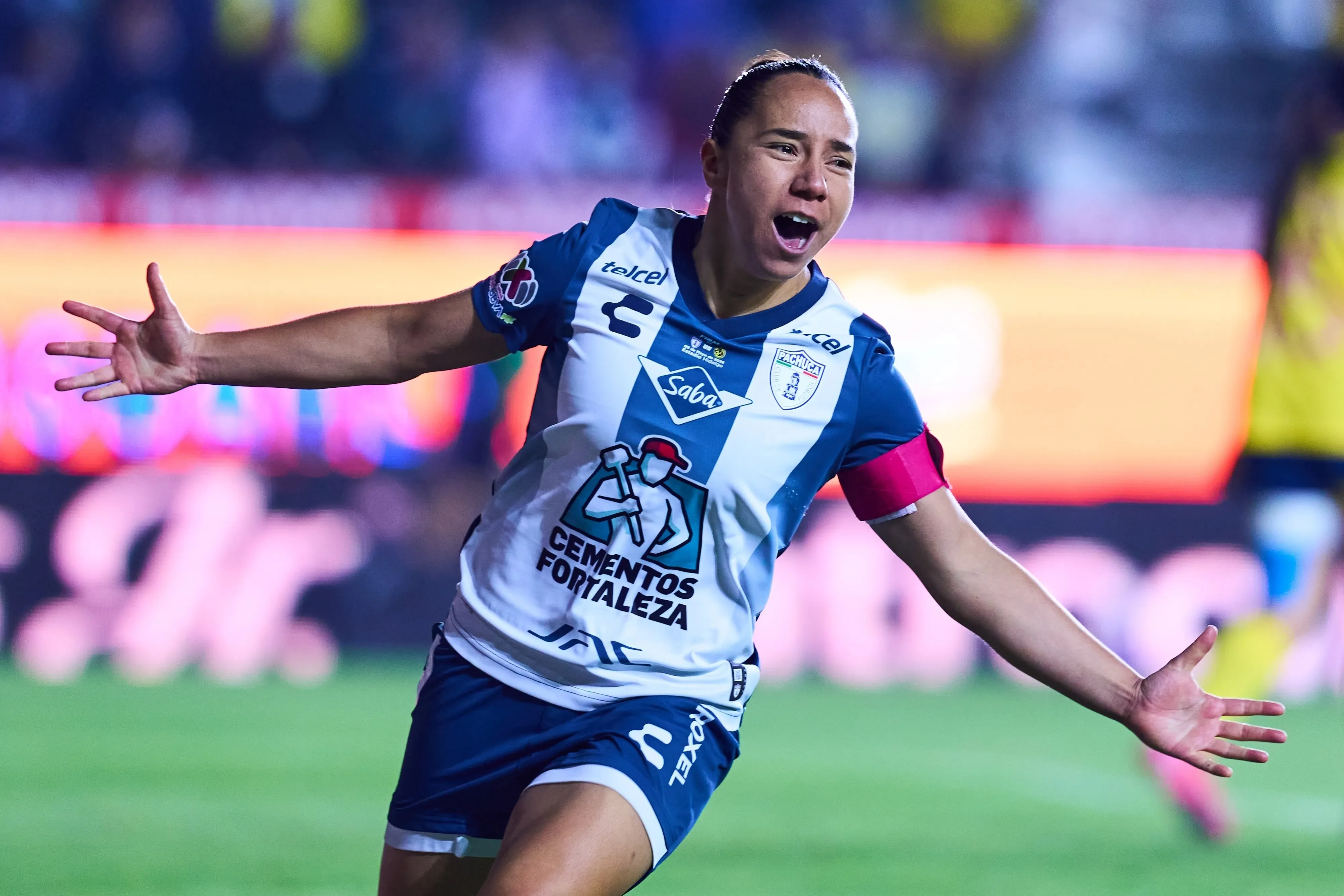 Charlyn Corral finalmente encontró la gloria en México