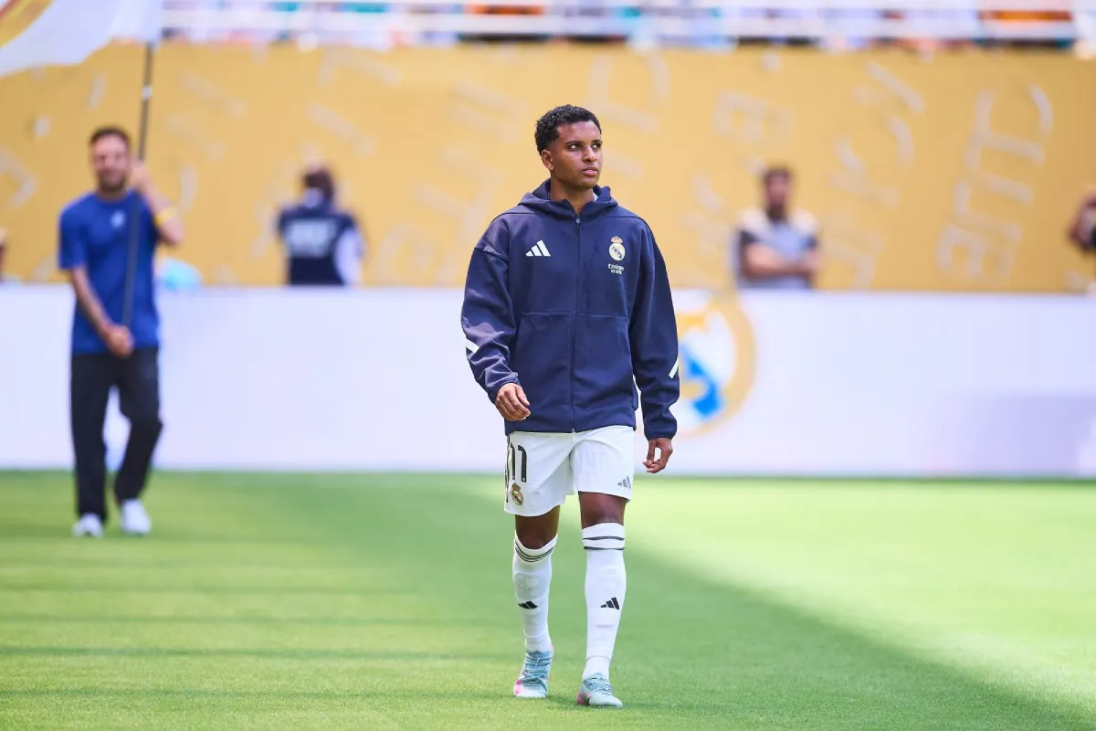 Con el equipo blanco | MEXSPORT