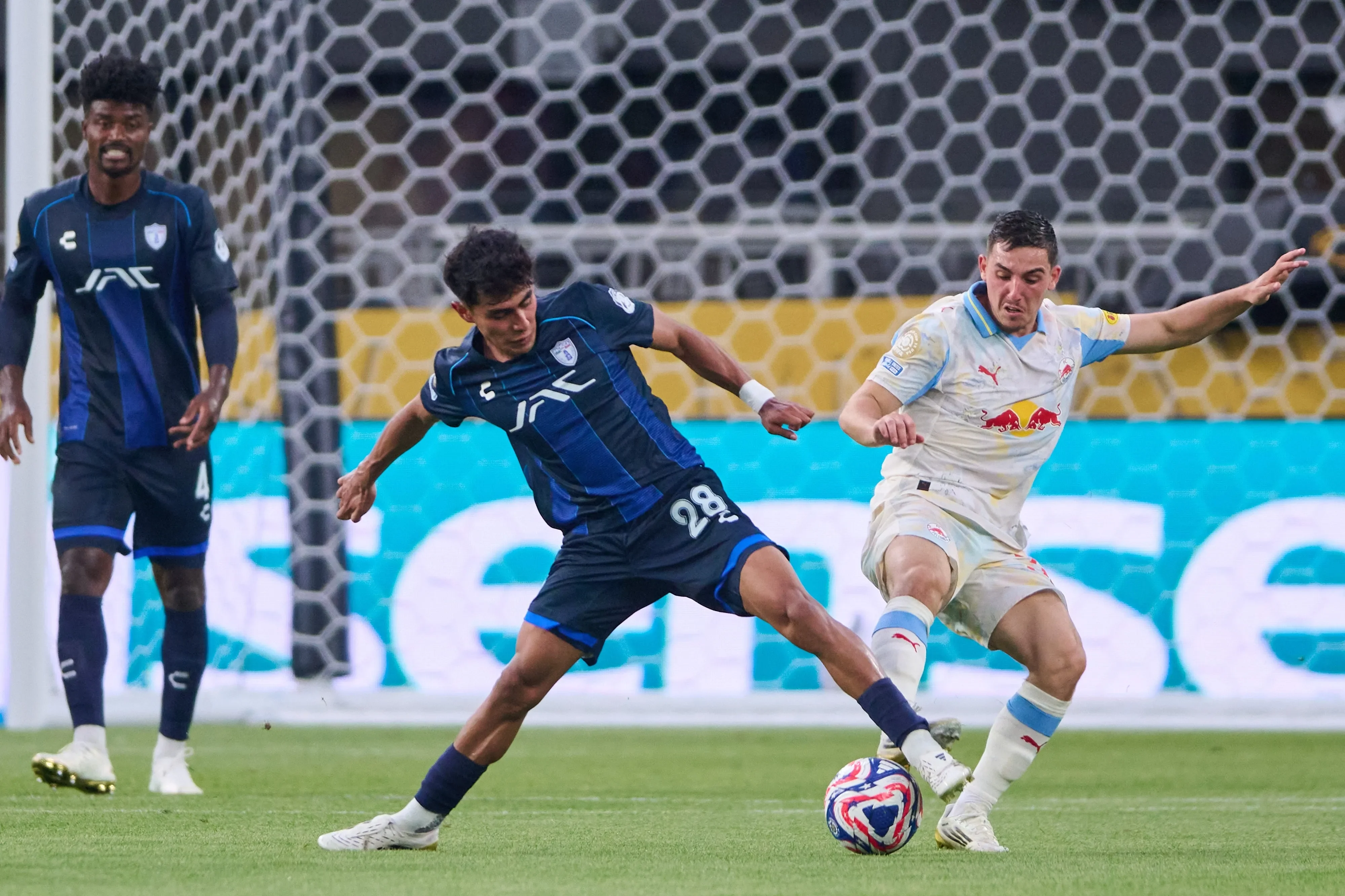 Montiel ha sido la figura de Pachuca