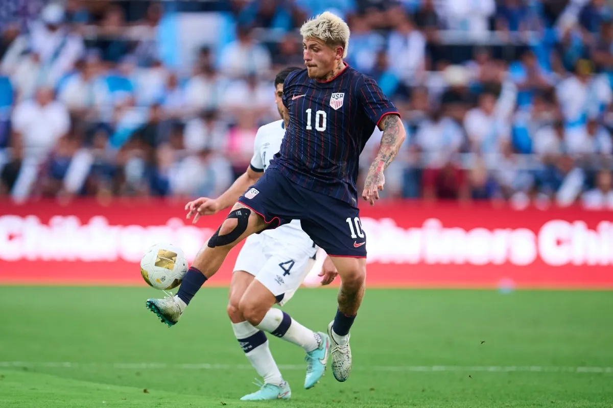 Diego Luna | MEXSPORT