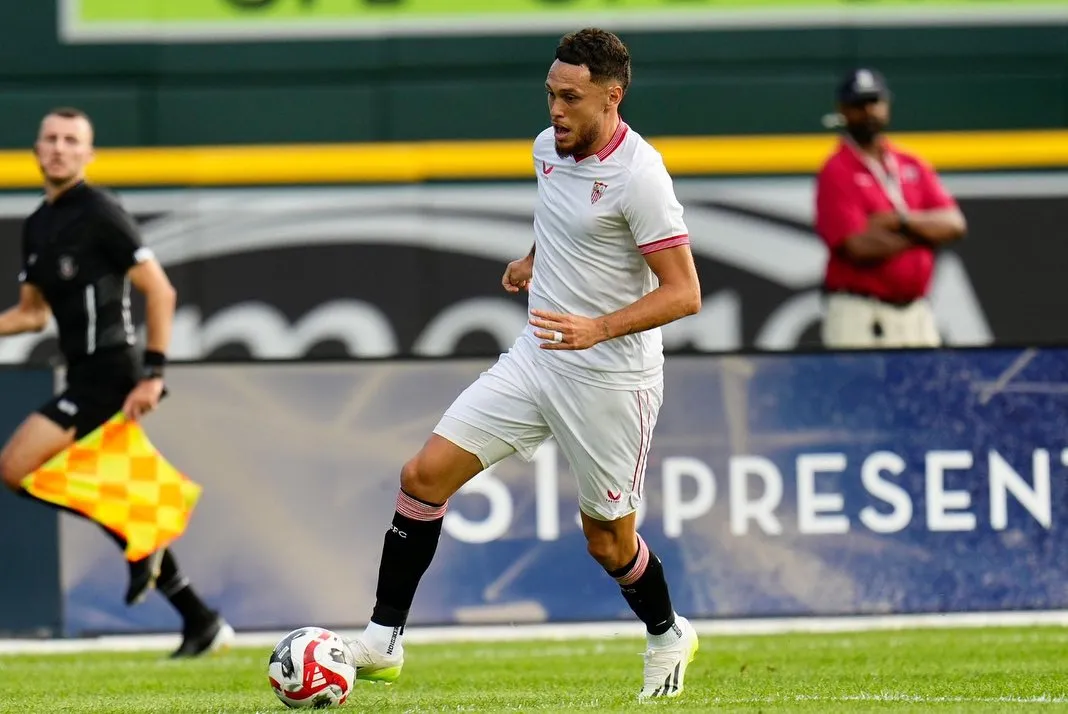 Lucas Ocampos forma parte de los jugadores de Sevilla señalados