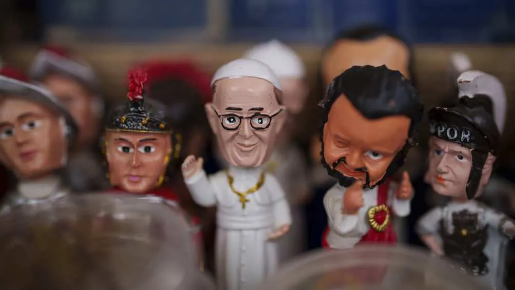 El Sumo Pontífice necesitará mascarilla de oxígeno para dormir/AP