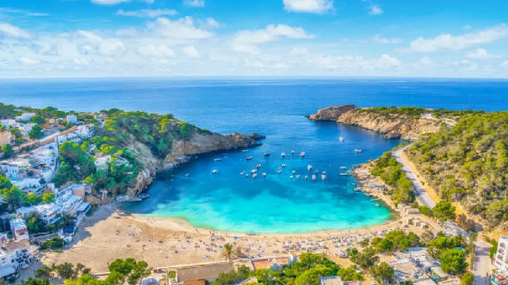 Este empleo podría hacerte conocer hermosas parte del mundo/iStock