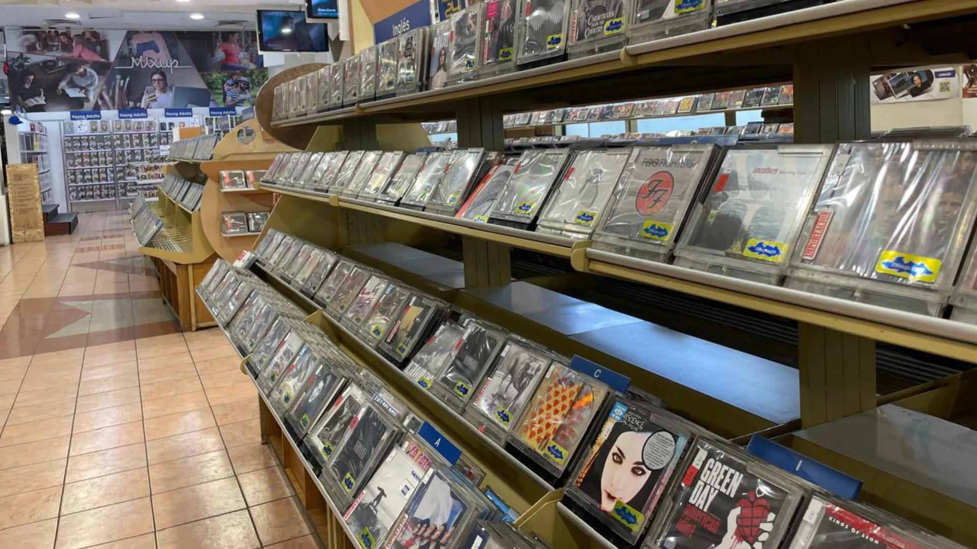 Venta de discos físicos, han disminuido año con año / Redes Sociales