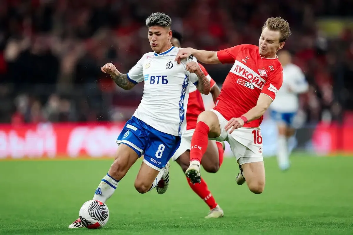 El equipo del mexicano cayó como visitante