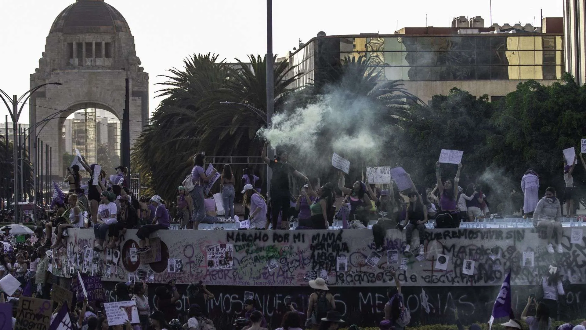 Conoce las vías alternas si transitas el día de mañana / Redes Sociales