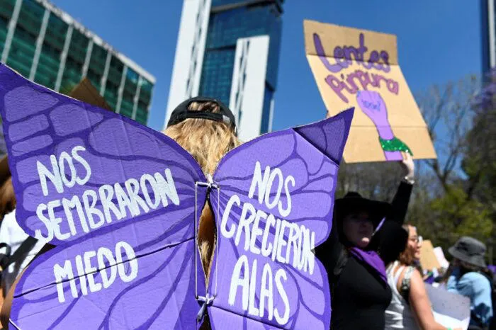 Cientos de miles de mujeres se reunieron en esta mega marcha 8M / MSN