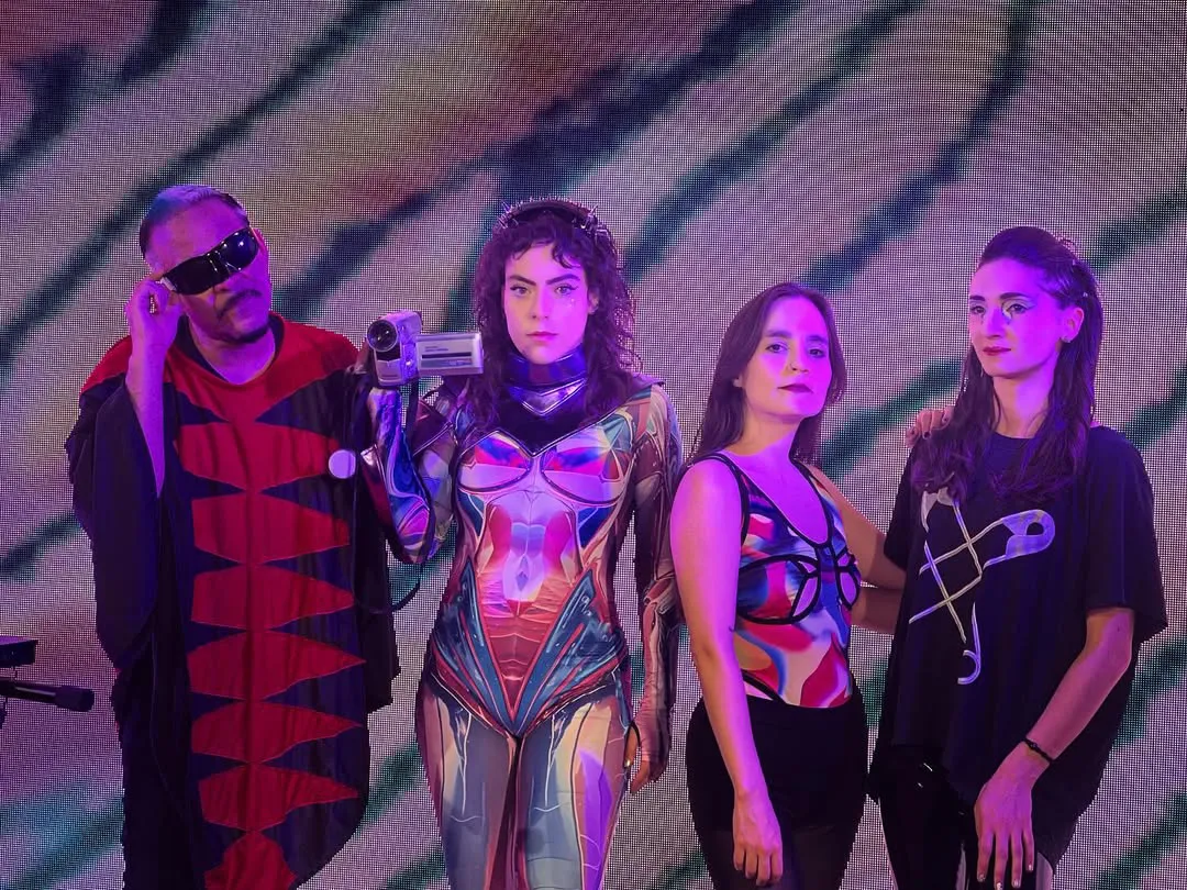 Para quien quiera ganar mil pesos, debe de ir disfrazado / FB: @abominablesmx