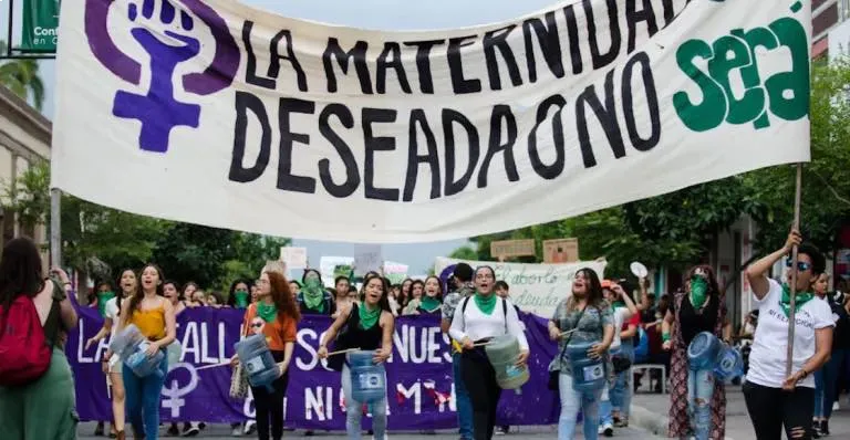 En México son 20 los estados en despenalizar el aborto / Redes Sociales