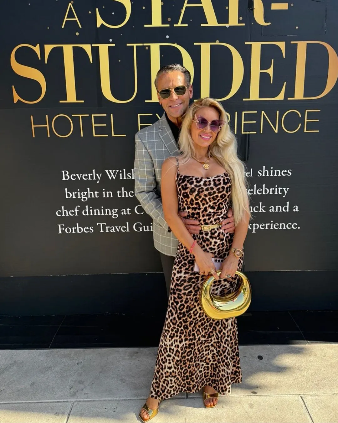 El actor se mostró muy cariñoso con la influencer Marcela Iglesias / Redes Sociales