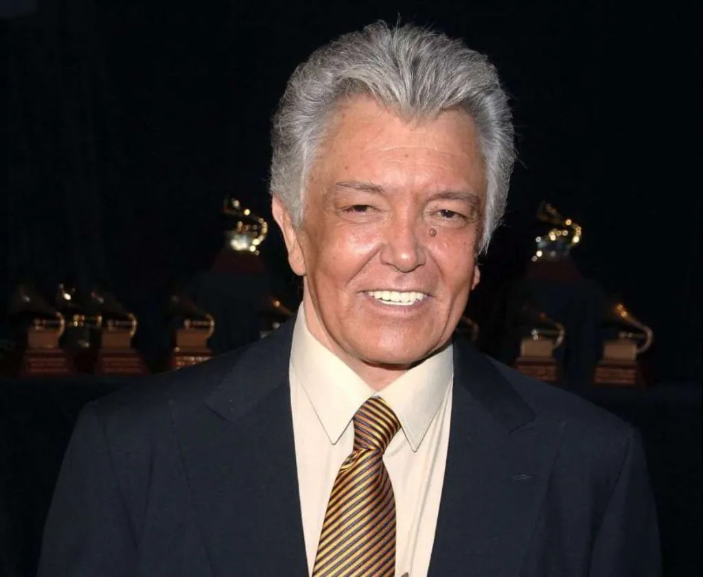 Al actor arrastra varios problemas de salud por tanto fumar / Redes Sociales