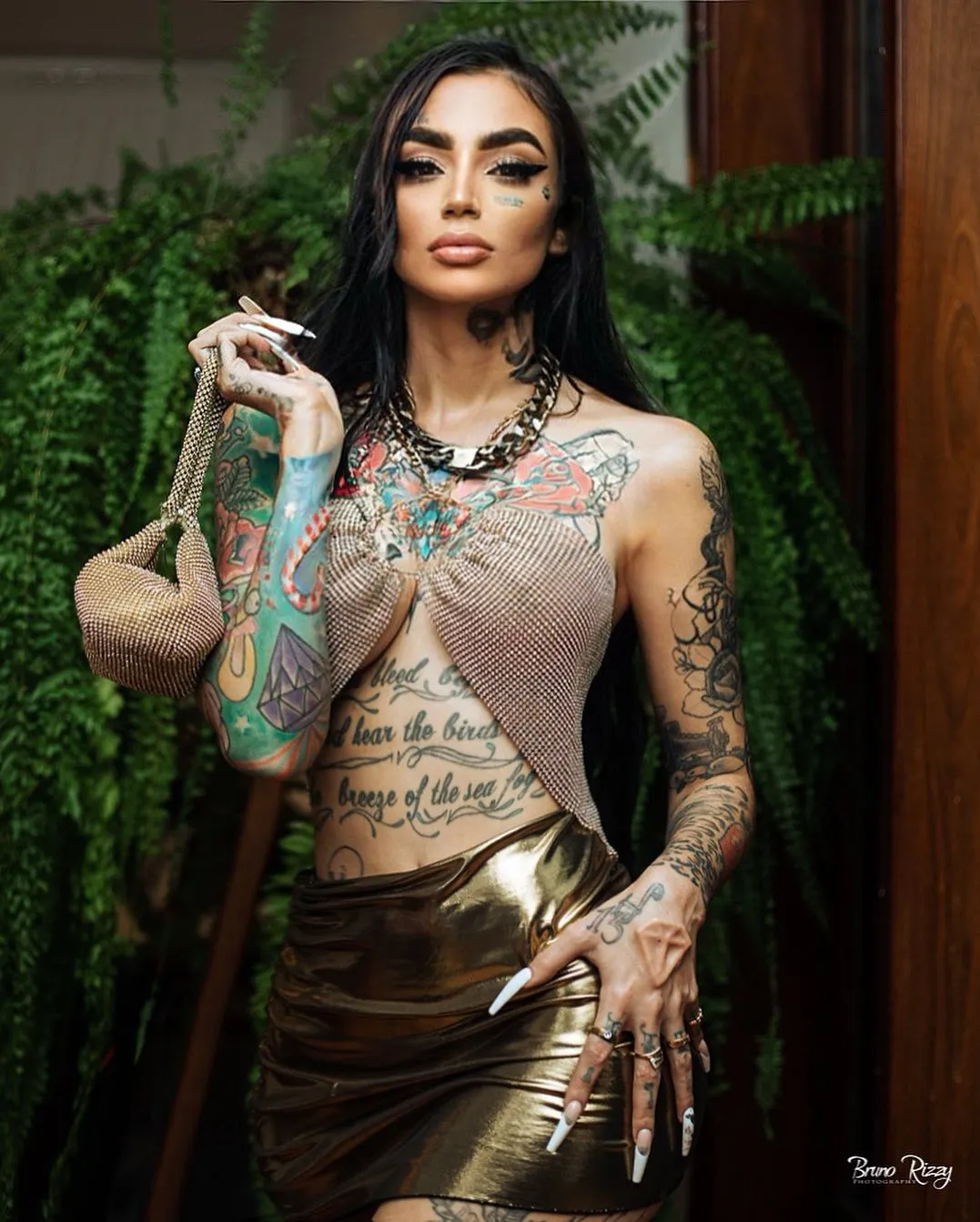 Ana B viajó a Estambul para realizar una colaboración con una clínica de renombre / FB: @anabuhr.buldrini