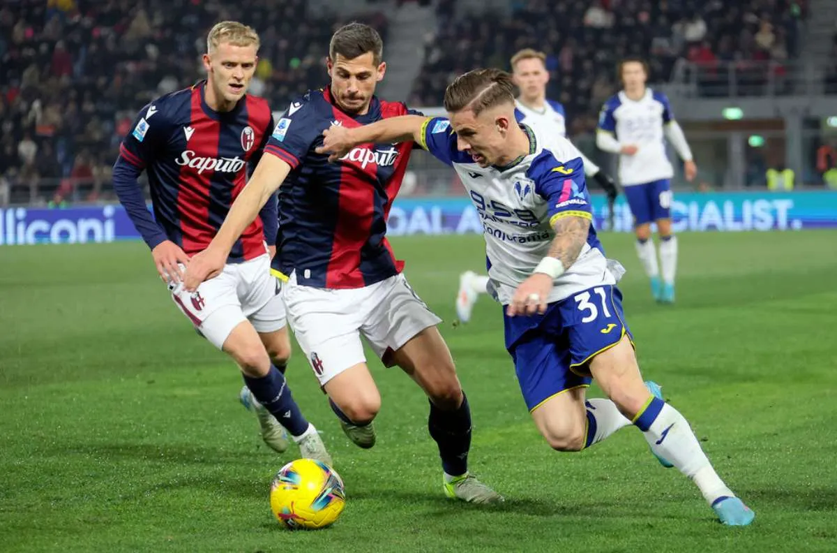 Partido Hellas Verona contra Bolonia