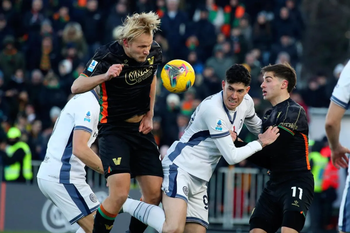 Venezia en partido contra Inter de Milan