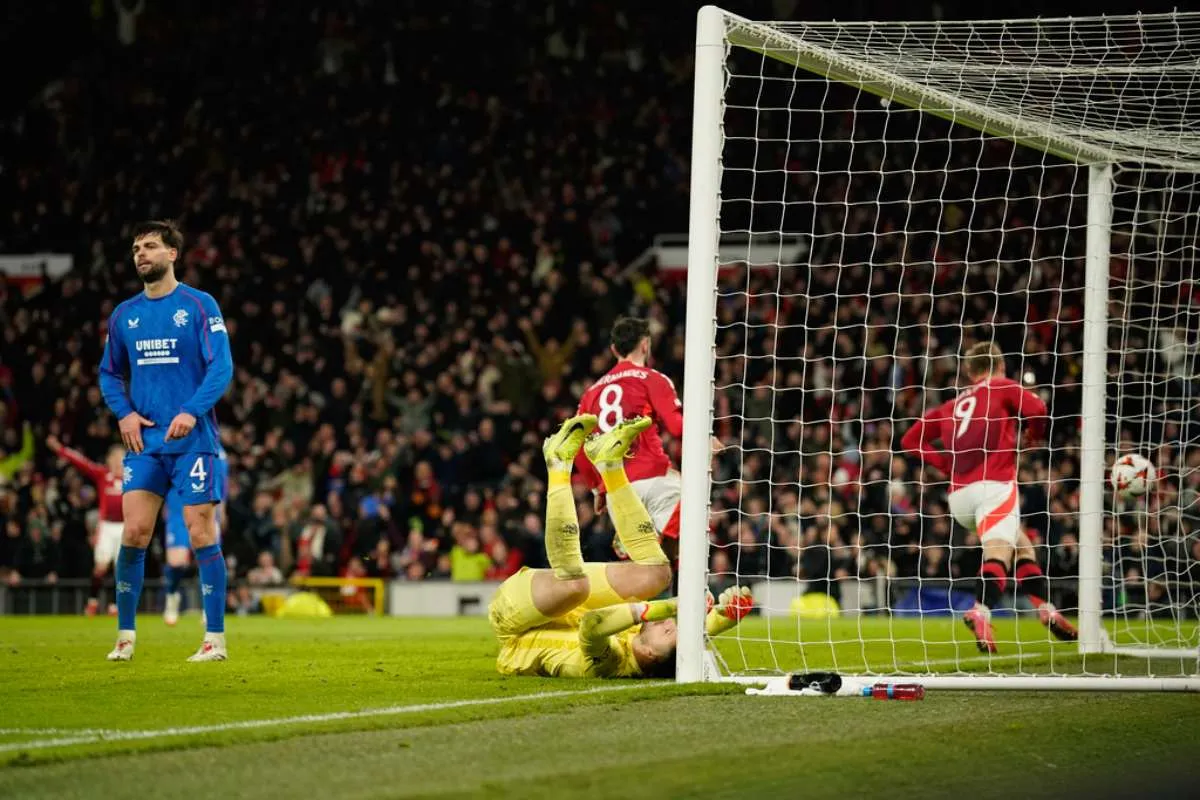 Manchester United venció a Rangers