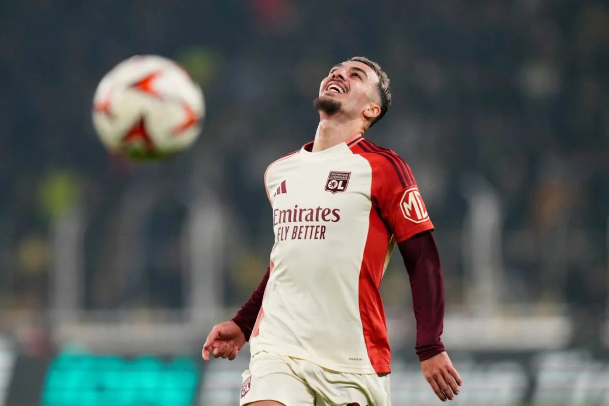 Olympique Lyon empató sin goles ante Fenerbahce