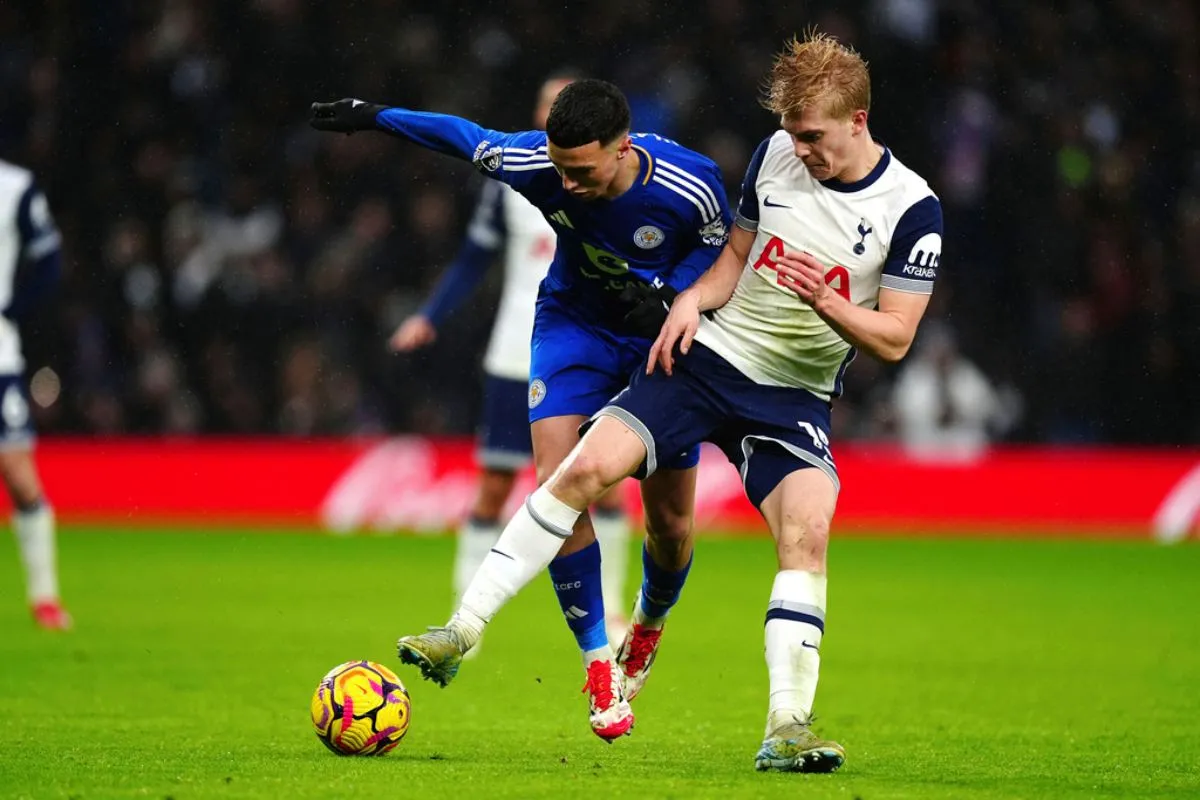 Los Foxes se recuperaron en un lapso de cinco minutos