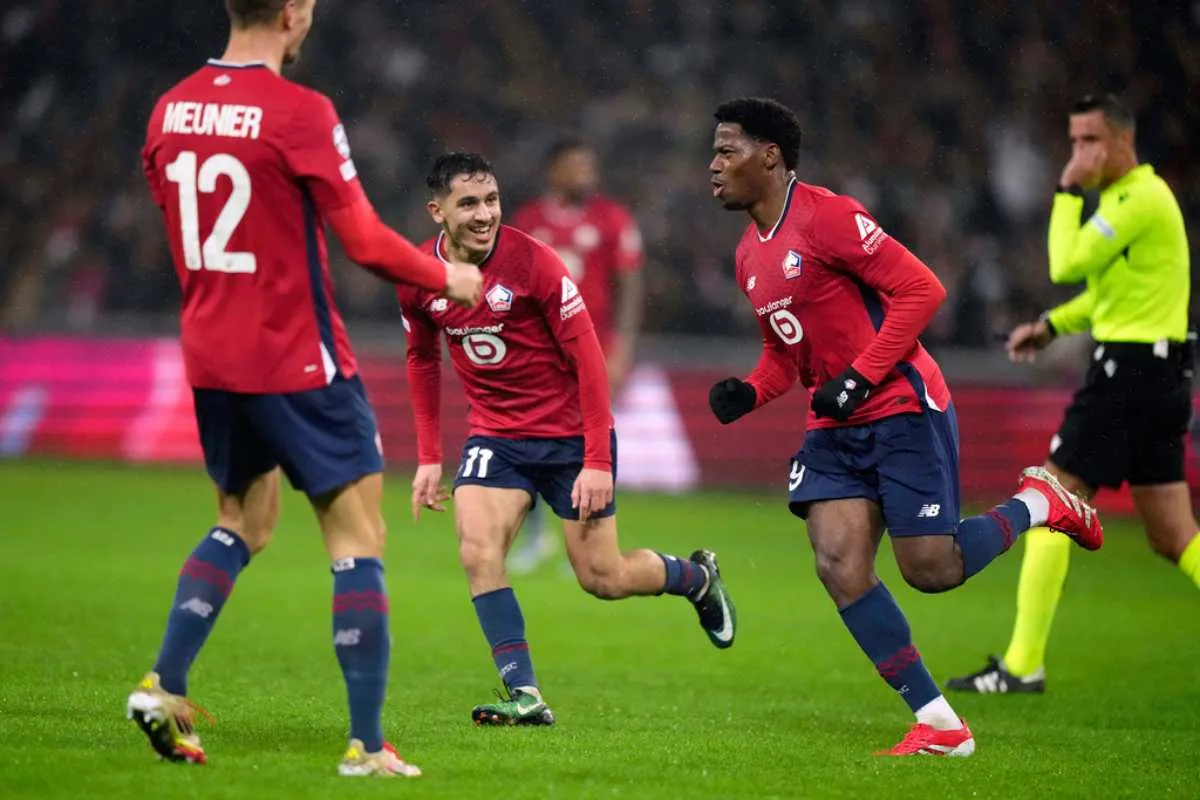 Lille goleó a Feyenoord y se metió directo a Octavos de Final