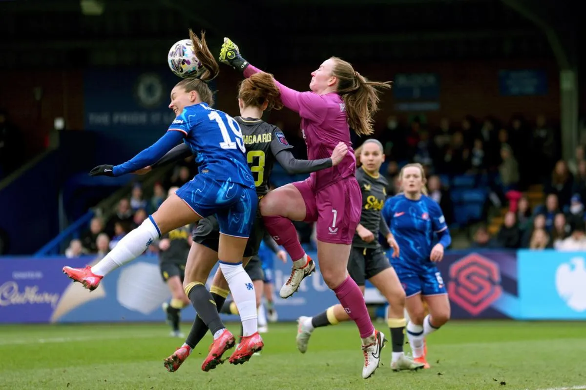 Pese al gol recibido, Chelsea remontó en el primer tiempo