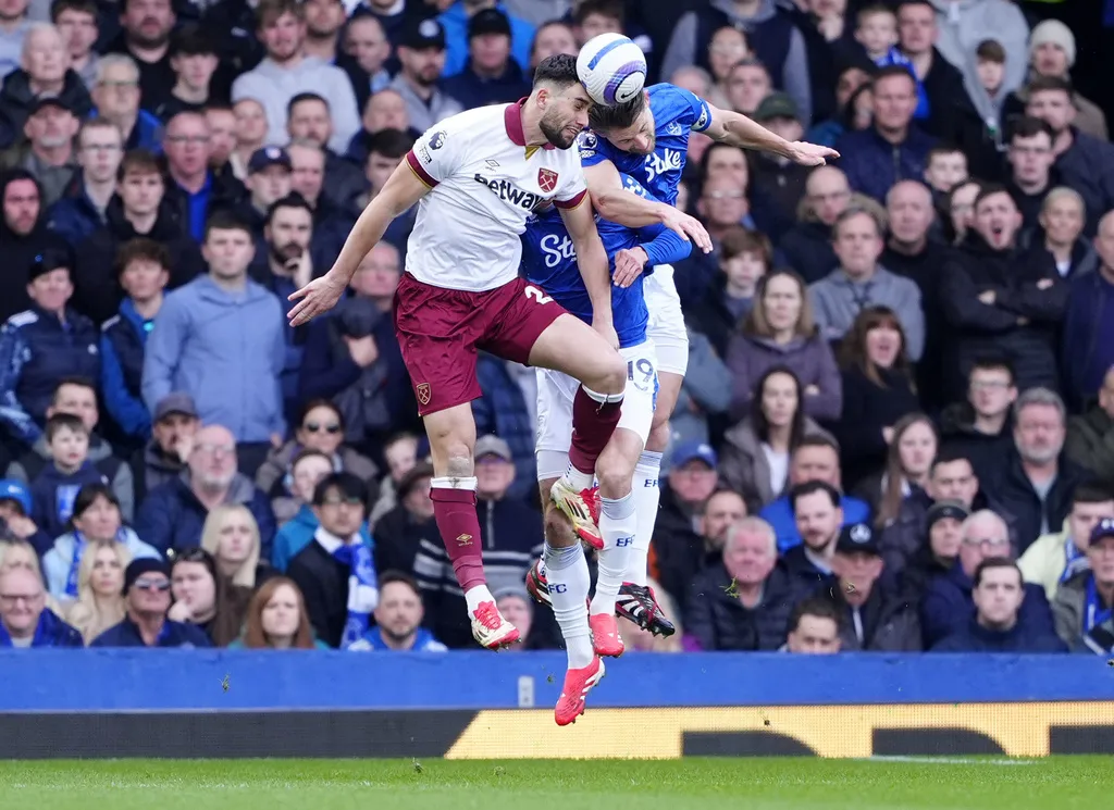 West Ham logró una importante victoria como visitante este sábao