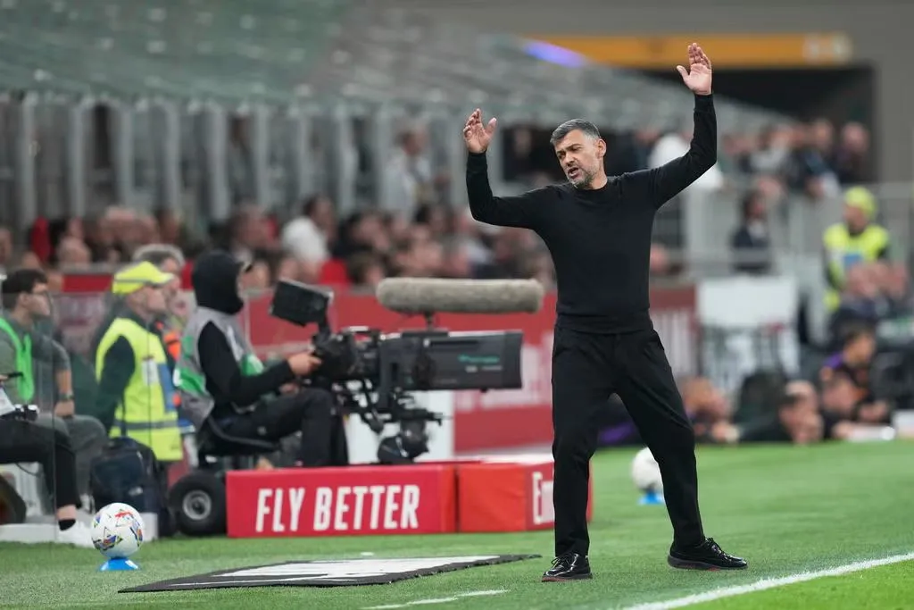 Concençao descartó que tenga jerarquía con sus delanteros